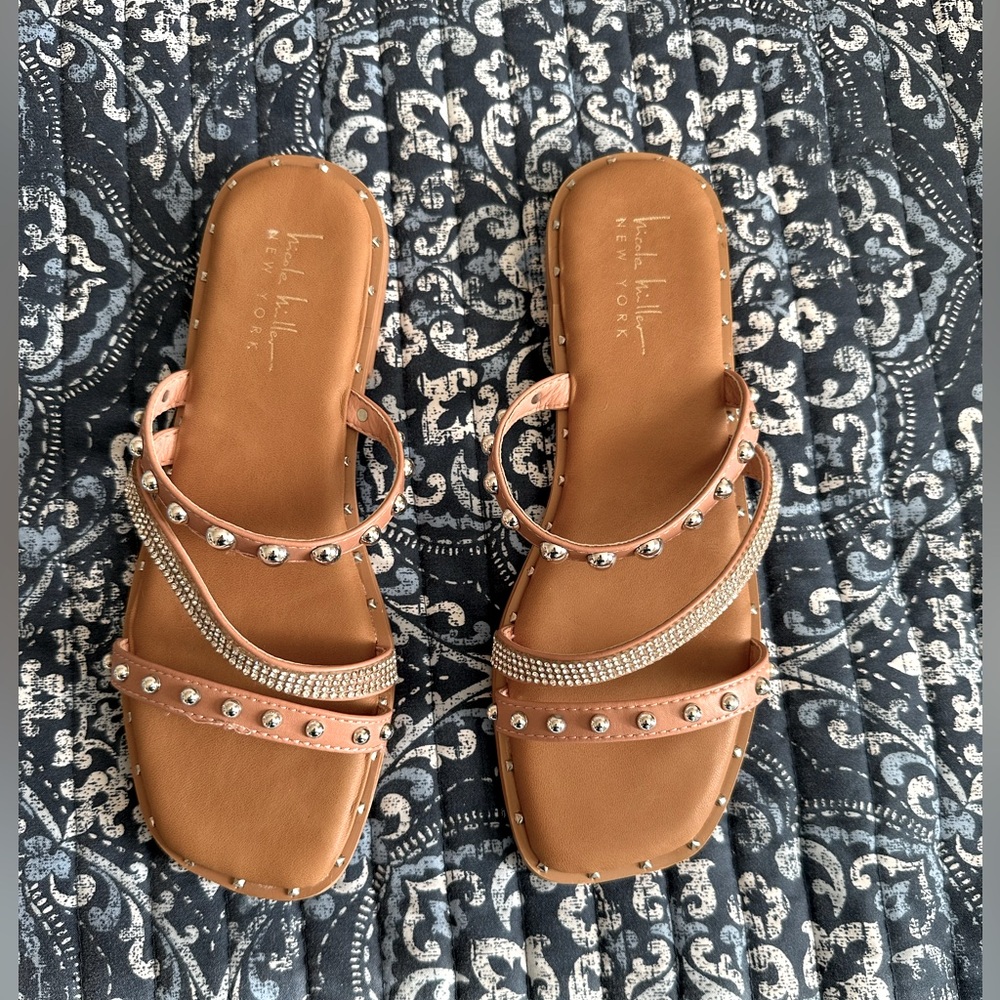 Ladies Sandal 7 1/2